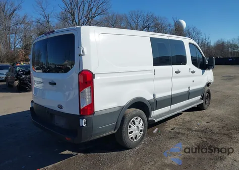 2019 Ford Transit-250 z USA, uszkodzony, nr VIN 1FTYR1ZM9KKB00495